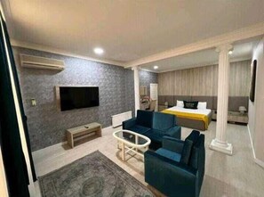 Luxury Room - Empire Hotel (Baku)