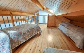 1 bedroom, travel cot, free WiFi