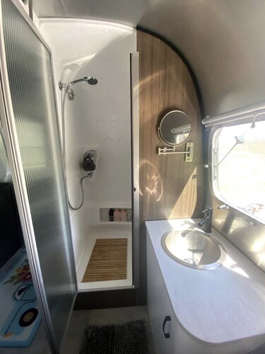 Stay in style at a hobby farm!