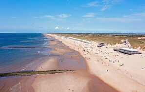 Ubicación cercana a la playa y pesca