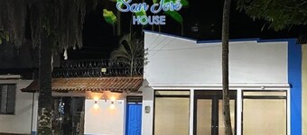San José HOUSE