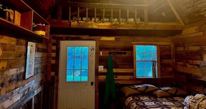 Hat & Star Ranch - One of a kind Get Away