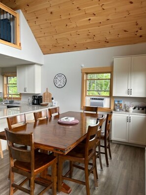 تناول الطعام