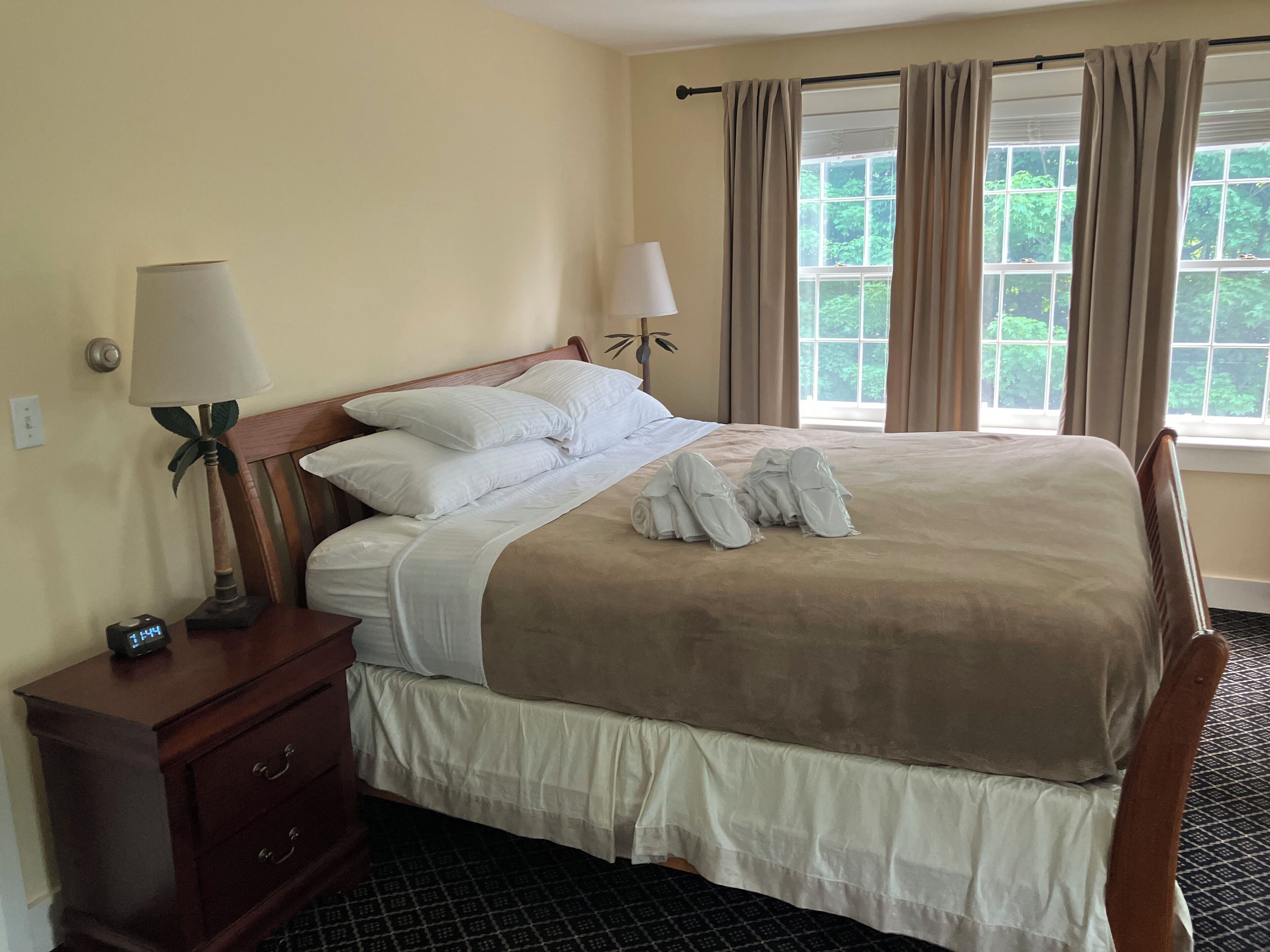 Chaumière familiale | Literie de qualité, décor unique, ameublement unique, bureau