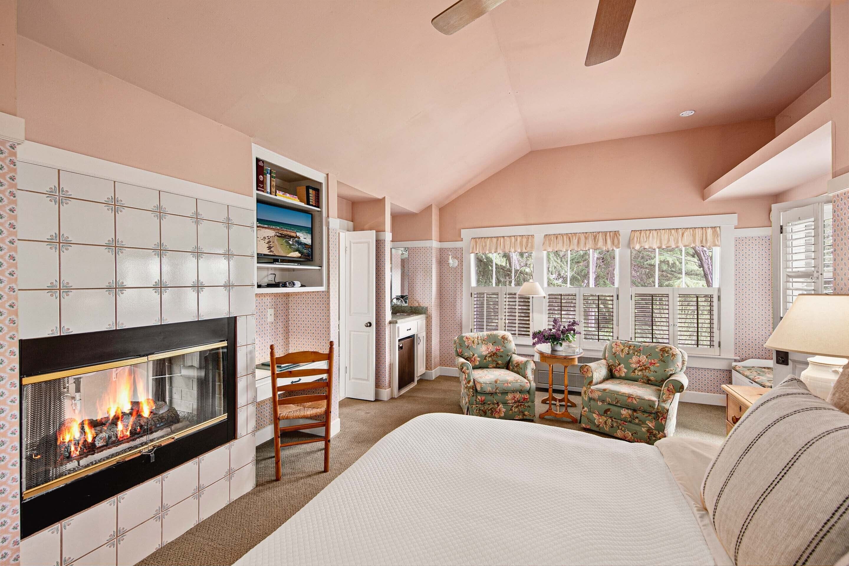 비즈니스룸, 킹사이즈침대 1개, 금연 | 무료 WiFi, 침대 시트