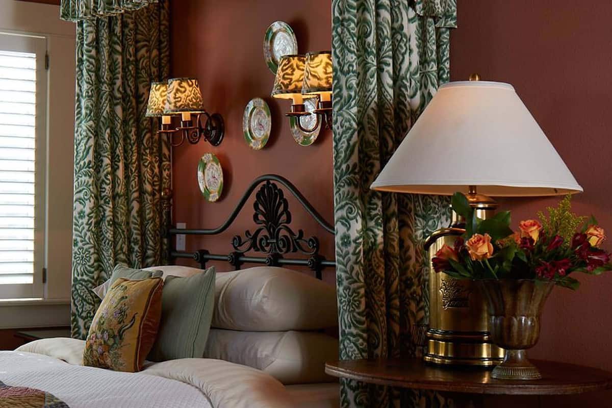 Lodge Room 4 | 1 bedroom, free WiFi, bed sheets