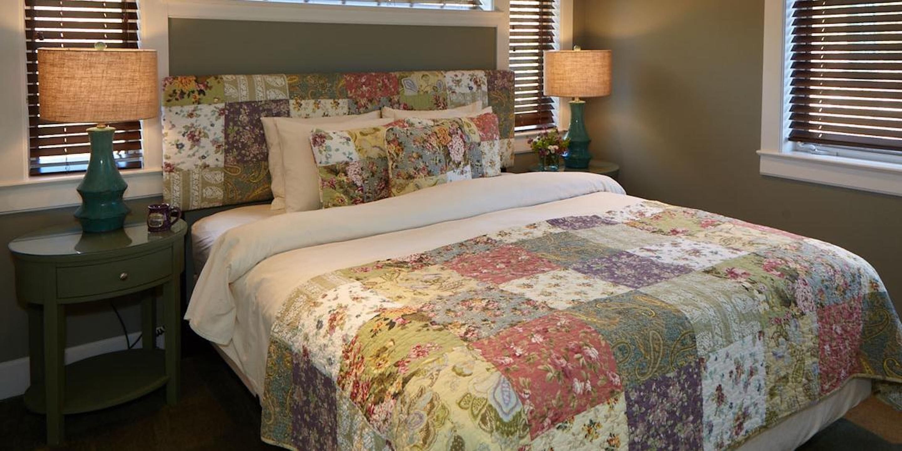 Deluxe Penthouse | Free WiFi, bed sheets