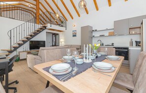 Dining - Beautiful home in Sibenik with kitchen (Sibenik)