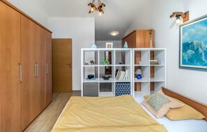 1 bedroom, iron/ironing board, free WiFi, bed sheets