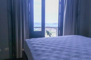 10 bedrooms, free WiFi, bed sheets