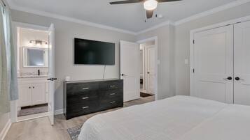 3 Schlafzimmer, Bügeleisen/Bügelbrett, WLAN, Bettwäsche