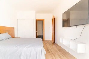2 Schlafzimmer, Bügeleisen/Bügelbrett, kostenloses WLAN, Bettwäsche