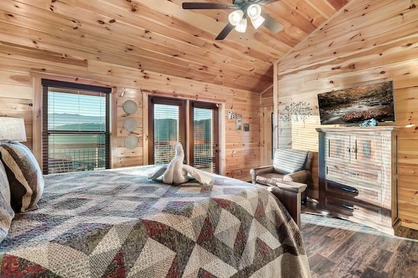 5 Schlafzimmer, Bügeleisen/Bügelbrett, Reisekinderbett, kostenloses WLAN