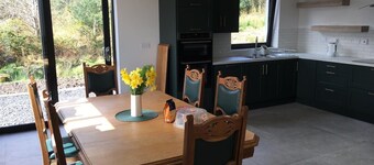 Modernised cottage, panoramic lake views, private woodland walks along lakeside.