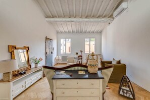 Living area - Apartments Florence - Sprone Terrace (Firenze)