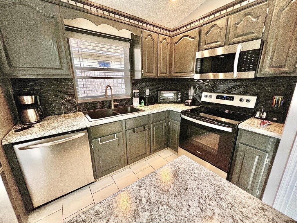 Fridge, microwave, oven, dishwasher