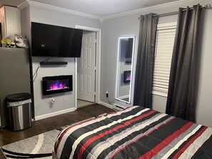 1 chambre, fer et planche Ă repasser, Wi-Fi gratuit, draps fournis