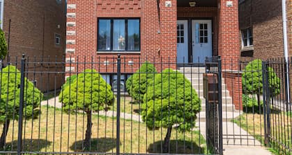 Stunning 3-bedroom apartment!