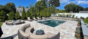 Eileen's Escape: 021-C Luxurious Chatham Home, Heated Saltwater Pool, Newly Renovated