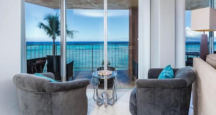 Spectacular Views Oceanfront Corner Royal Kahana 2Bd Hotel zone Safe to Book.