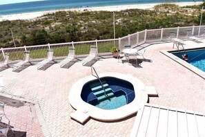 Unclassified image, 5 of 44, button