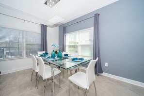 Dining - RH4415 Townhouse 5/4 Private Pool & Free Waterpark (Kissimmee)