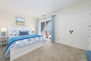 2 室のベッドルーム、WiFi (無料)、ベッドシーツ