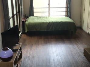 1 bedroom, desk, iron/ironing board, free WiFi - Spacious 1LDK 4105 5 people capacity Room 202 - Room 202 / Aomori Aomori (Aomori)