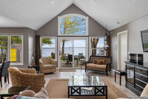 Northern Tranquility on Black Lake