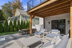 Outdoor dining - Luxury Oasis: Heated Pool + Walk to Town/Track (Saratoga Springs)