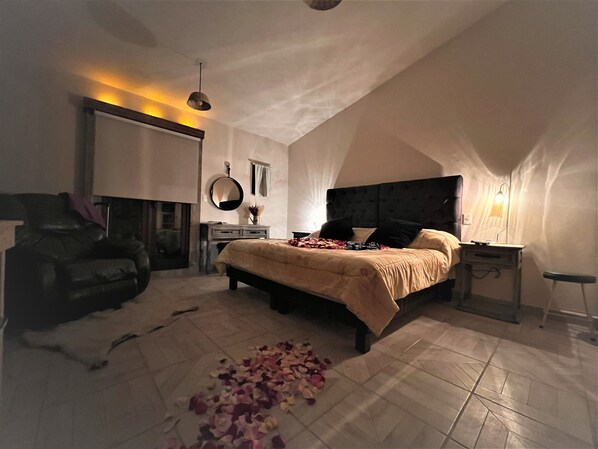1 habitación, escritorio, tabla de planchar con plancha y wifi gratis
