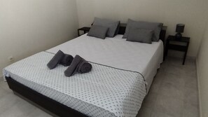 3 quartos, ferros/tábuas de passar roupa, Wi-Fi de cortesia