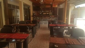  بار (في المنشاة)