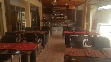 Bar (en la propiedad)