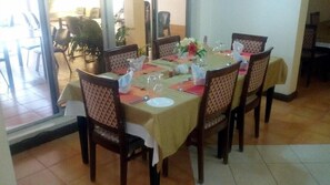 Restaurant - Kilimanjaro Star Hotel (Moshi)