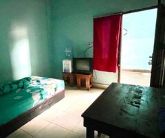 华丽双人房 | 笔记本电脑工作区、免费 WiFi、床单