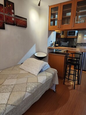 1 Schlafzimmer, WLAN, Bettwäsche