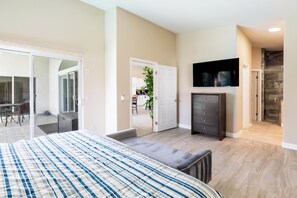 3 habitaciones, escritorio, tabla de planchar con plancha y wifi gratis 