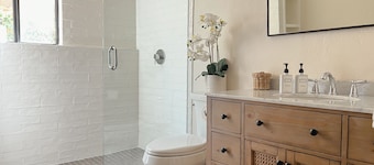 Charming Studio Suite Located Just Steps From Historic Sonoma Plaza