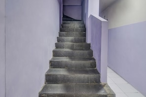 Lobby - Hotel O Superstar Kost Dan Homestay (Tomohon)