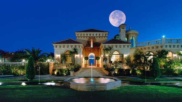 Exterior - TOP Elite Estate, am Strand, 9 Schlafzimmer, Privater Pool, (La Cala de Mijas)