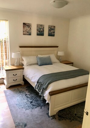 4 habitaciones, tabla de planchar con plancha y wifi gratis 