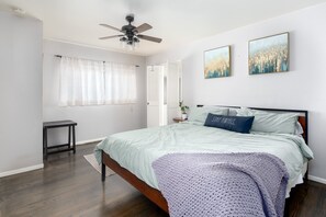 2 bedrooms, iron/ironing board, WiFi, bed sheets