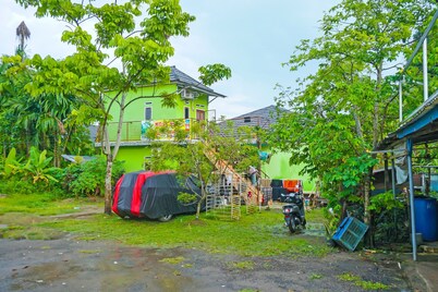 OYO 92246 Kost Qiu Qiu 99