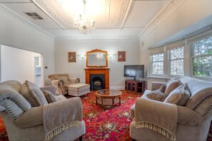 Télévision, espaces bureaux