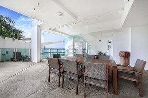 Condo Executive | Lanai