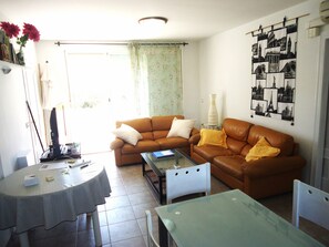 TV