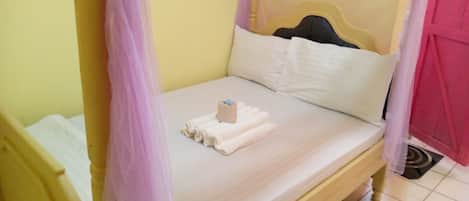 1 bedroom, free WiFi, bed sheets