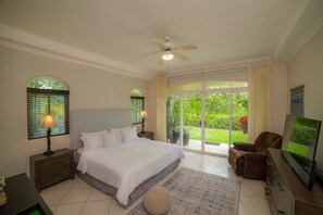 2 bedrooms, iron/ironing board, internet, bed sheets