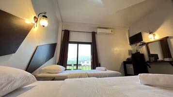 Exclusive Double or Twin Room | 1 bedroom, soundproofing, free WiFi, bed sheets